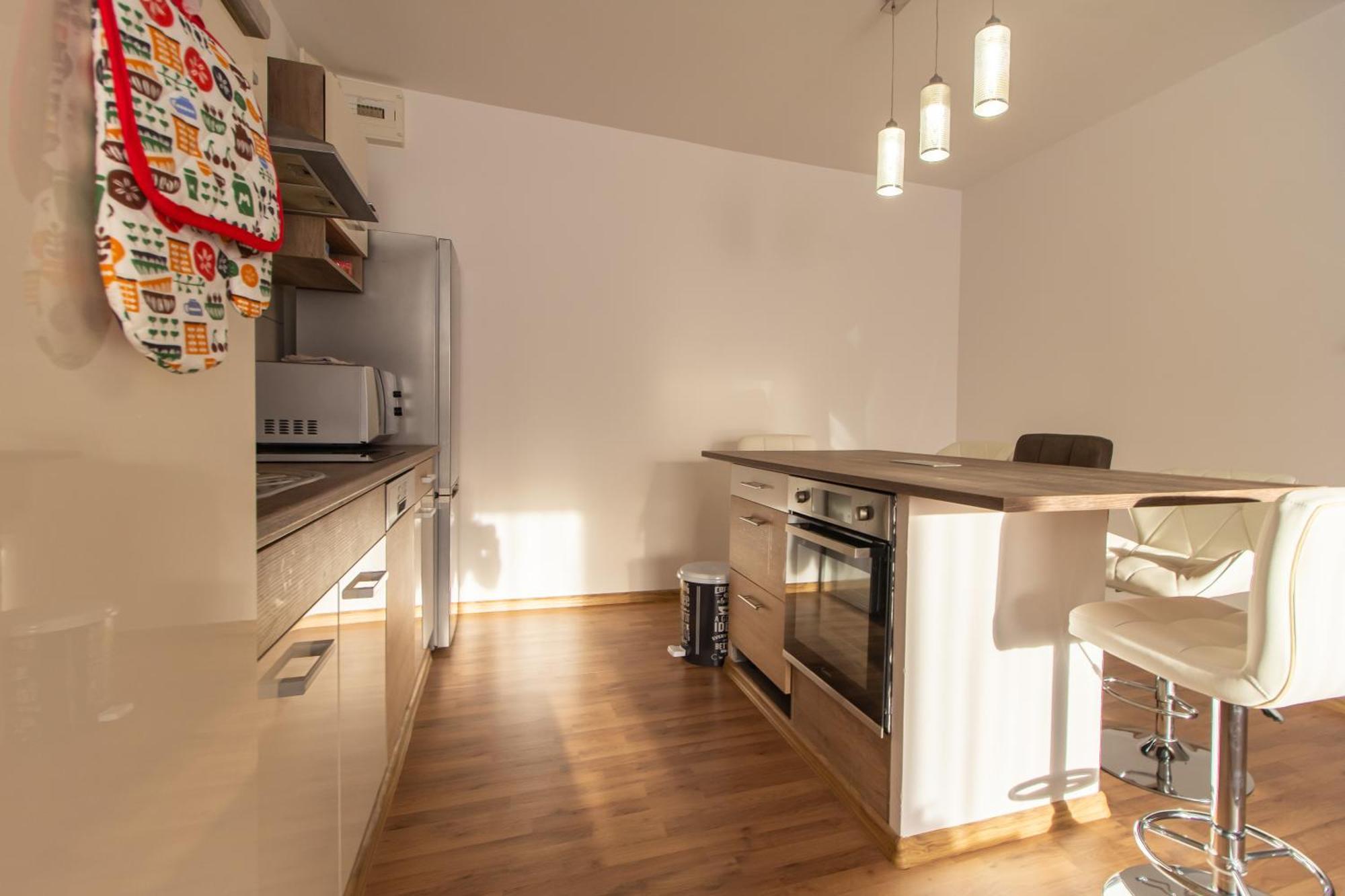 Deli Terasz C Apartman Free Parking, Self-Check-In Anytime Győr Kültér fotó