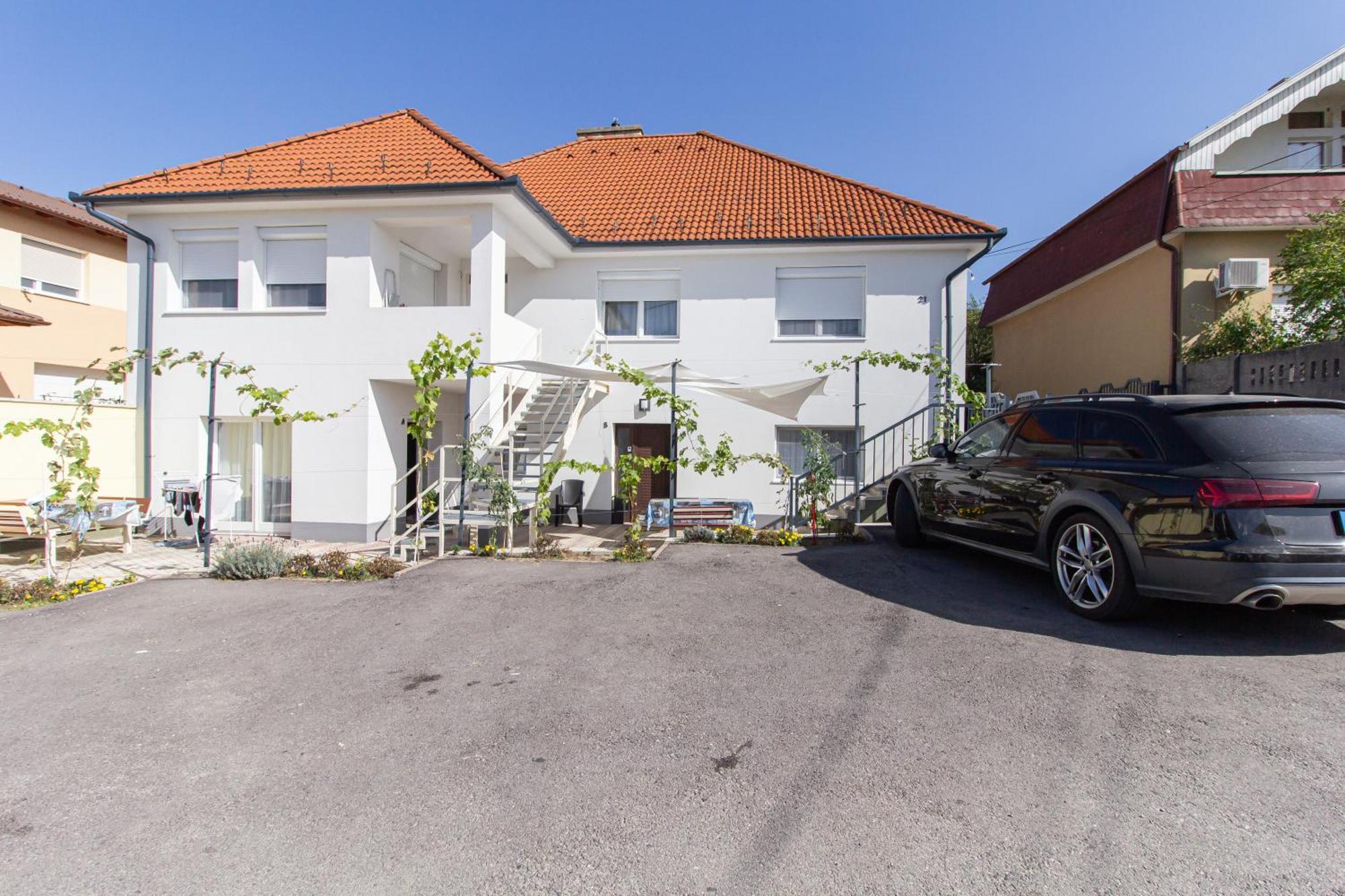 Deli Terasz C Apartman Free Parking, Self-Check-In Anytime Győr Kültér fotó